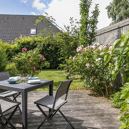 Niebuellhus Holiday home Niebull